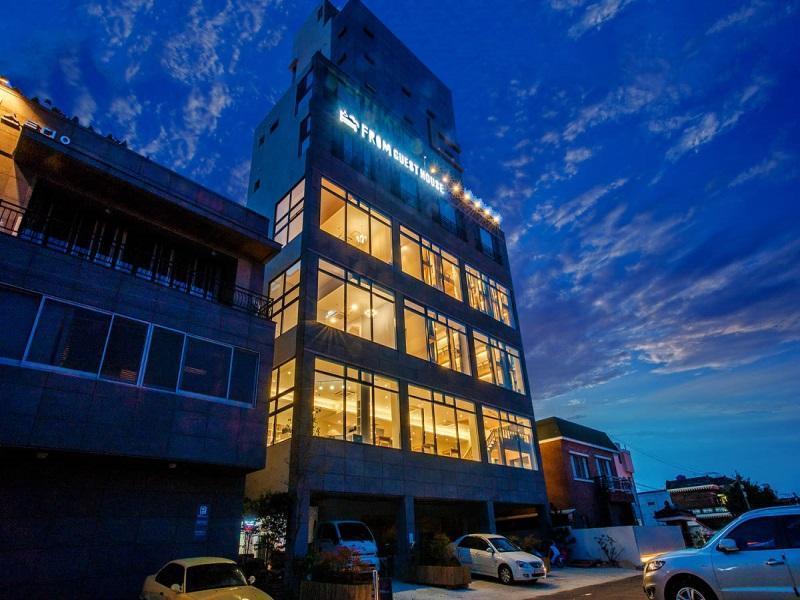From Guesthouse Busan Exterior foto